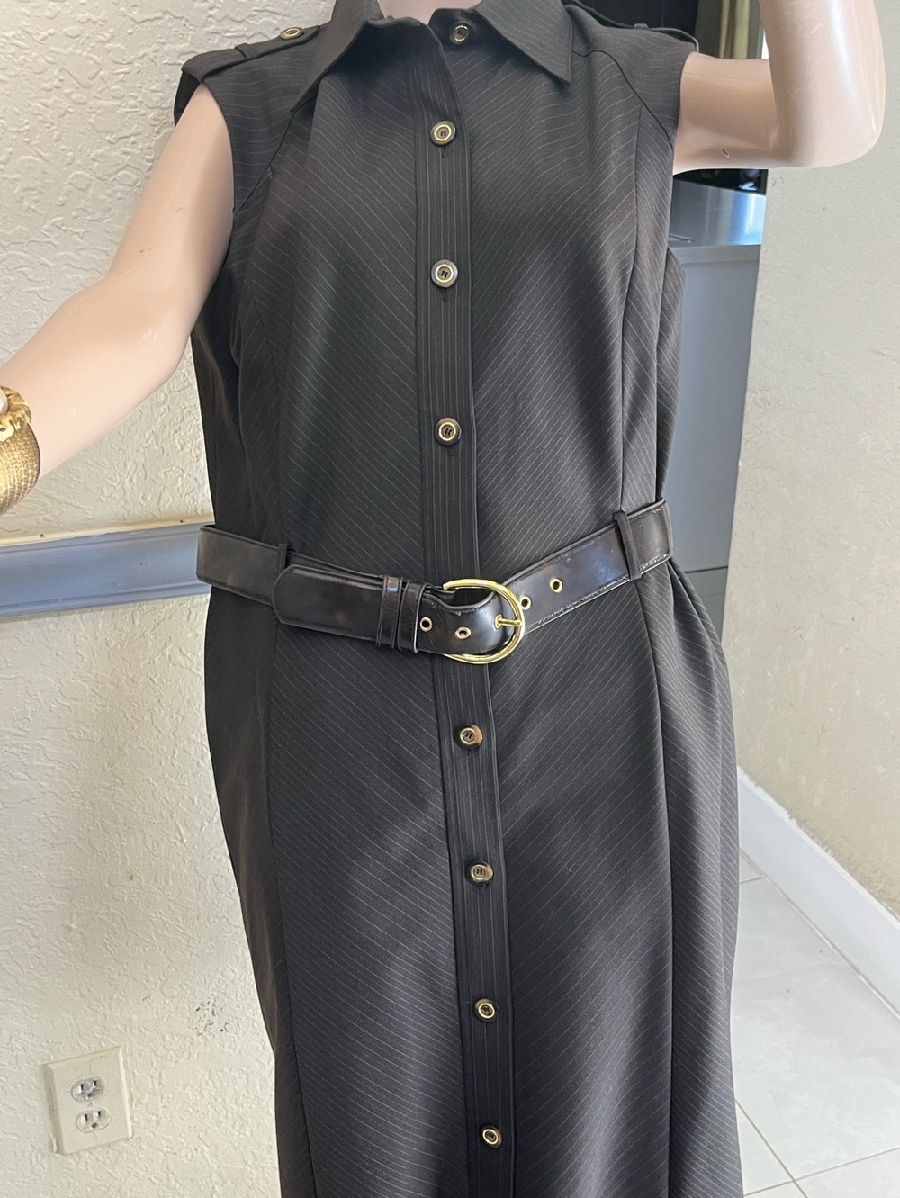 ANTONIO MELANI Sleeveless Dark Brown Pinstripe Shirt Dress with Belt